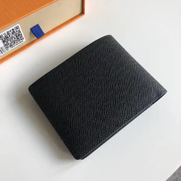 LOUIS VUITTON MULTIPLE WALLET