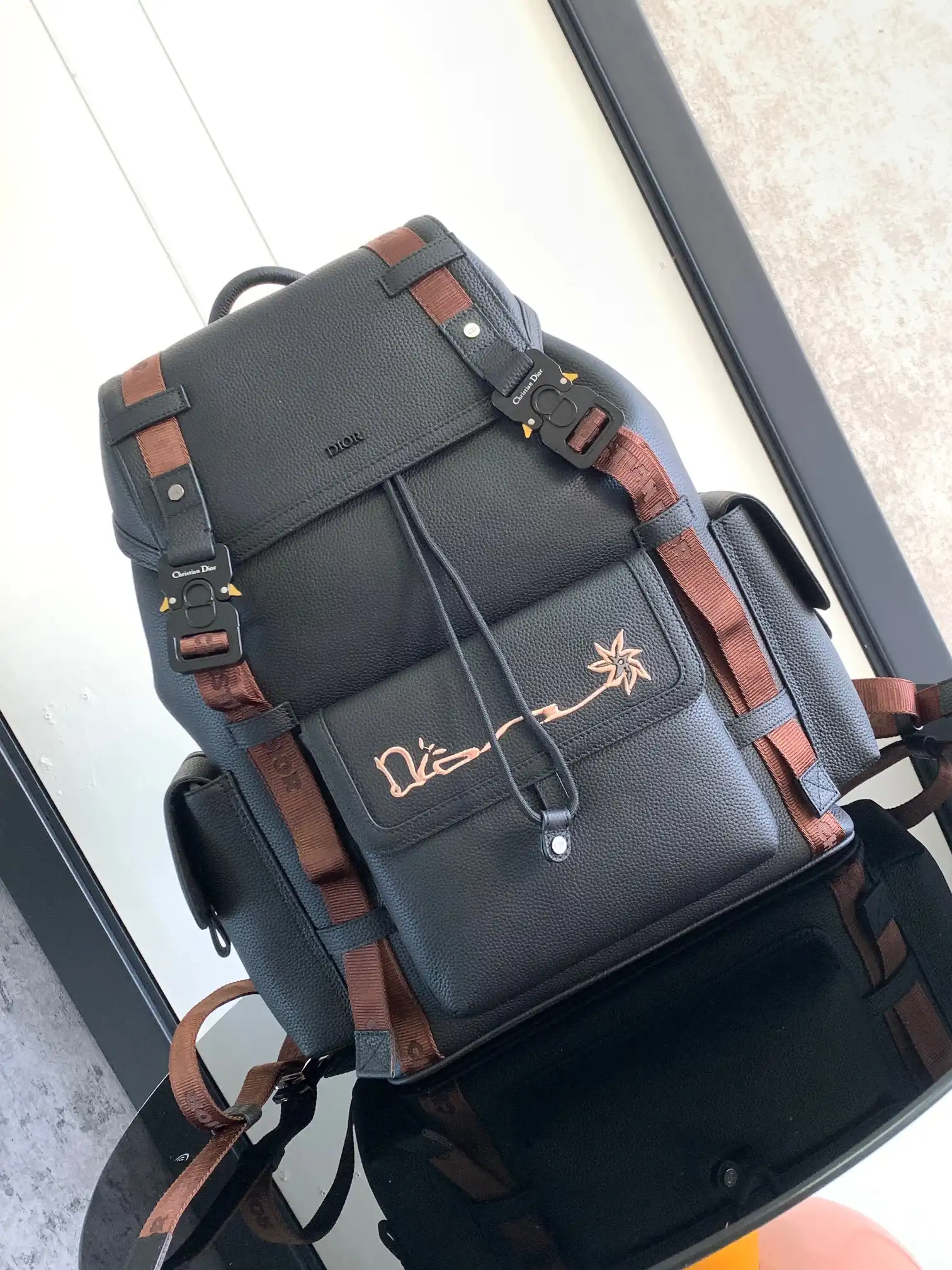 First bag ru DIRO LARGE HIT THE ROAD BACKPACK