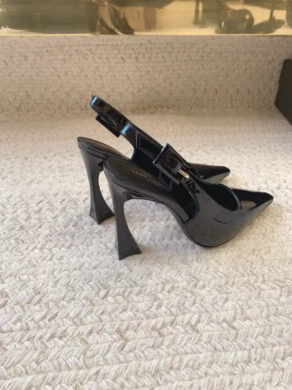 YSL PUMPS