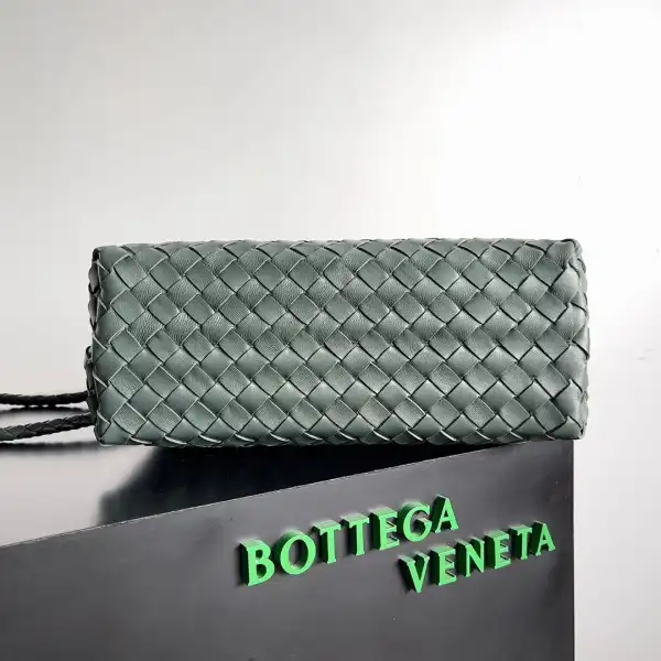 BOTTEGA VENETA MEDIUM ANDIAMO