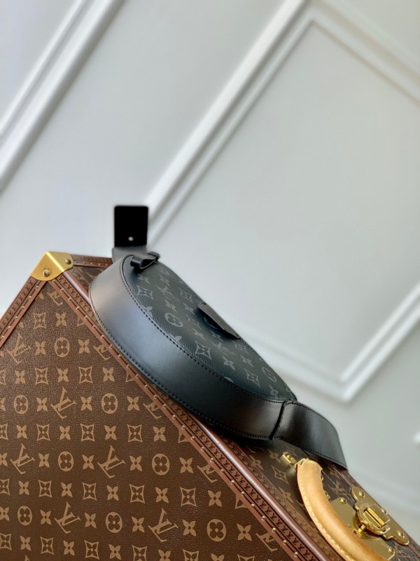 HOT SALE LOUIS VUITTON Moon Crossbody