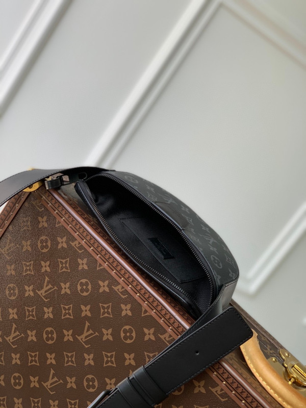 HOT SALE LOUIS VUITTON Moon Crossbody