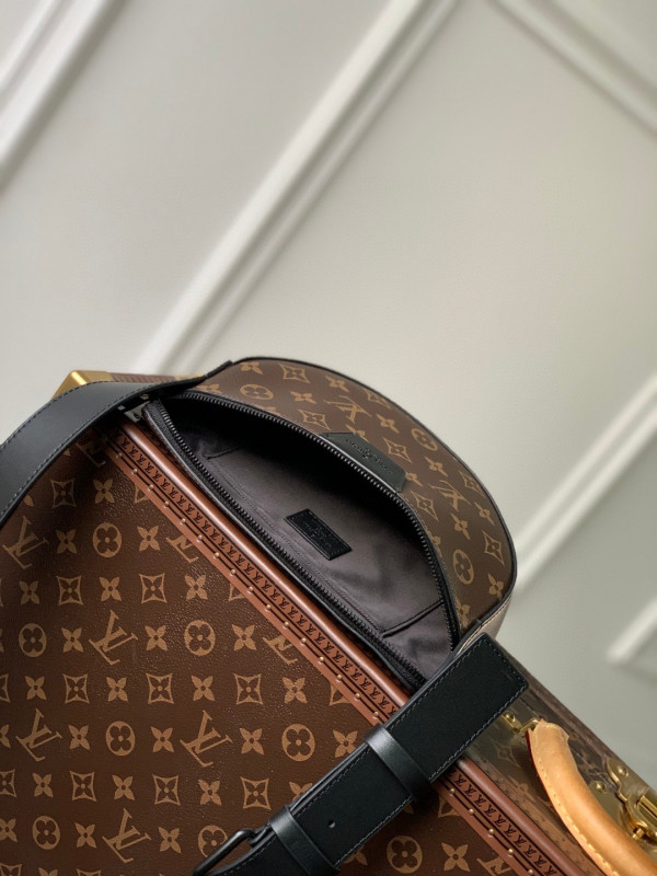 HOT SALE LOUIS VUITTON Moon Crossbody