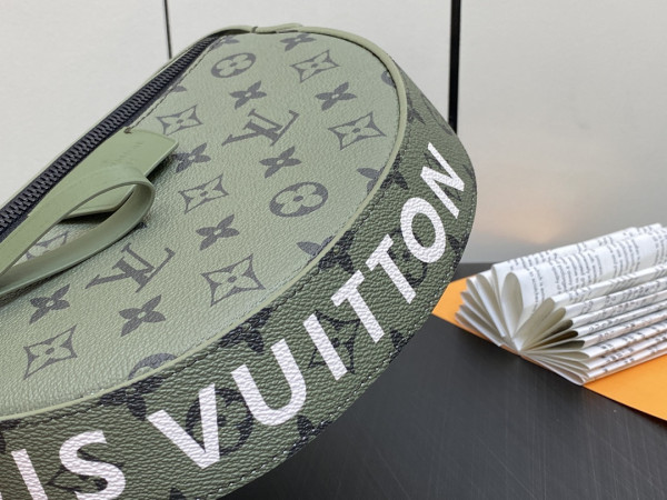 HOT SALE LOUIS VUITTON Moon Crossbody