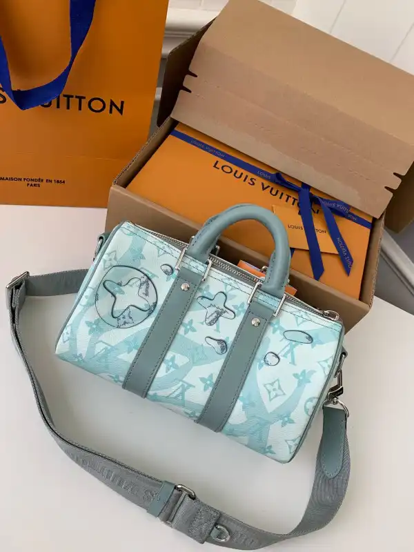 Frstbag ru LOUIS VUITTON KEEPALL BANDOULIÈRE 25