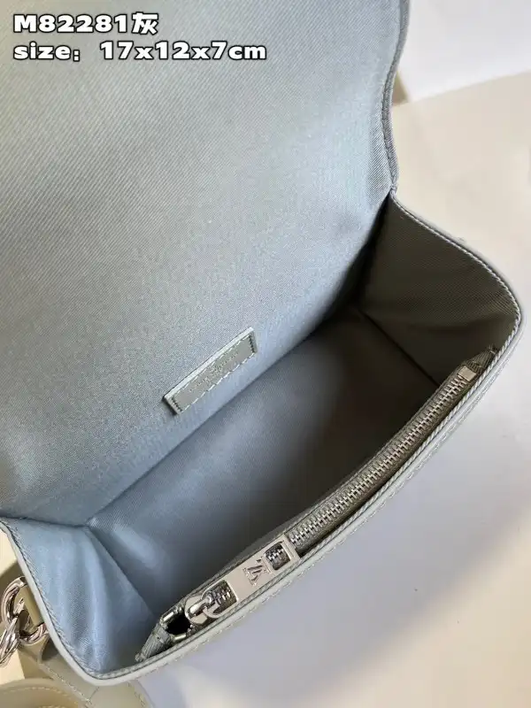 Firstbag Ru LOUIS VUITTON Fastline Wearable Wallet