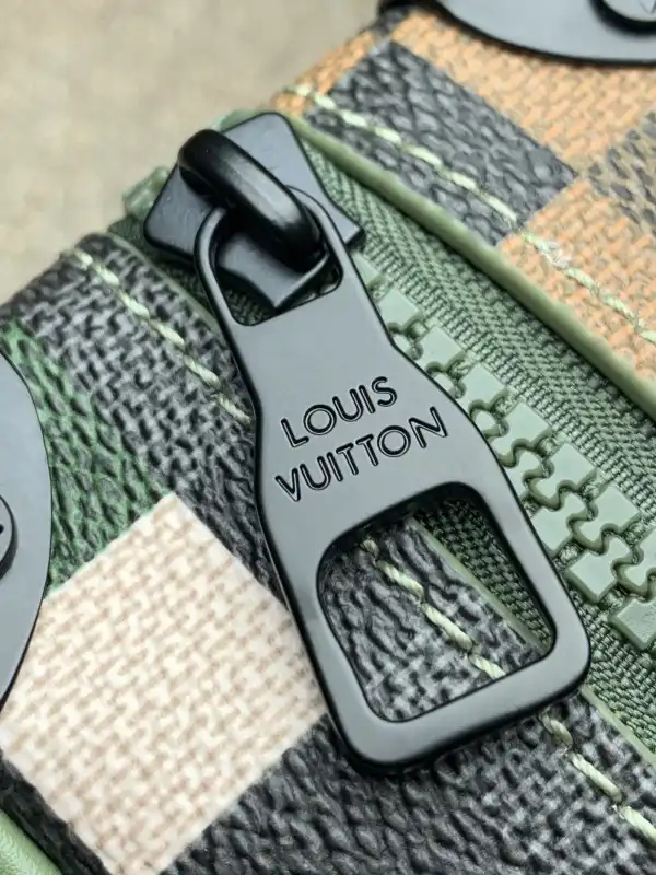 TO LOUIS VUITTON MINI SOFT TRUNK