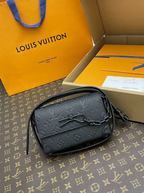 First bag ru LOUIS VUITTON Steamer Wearable Wallet-18*11*6.5CM