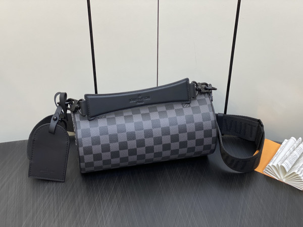 HOT SALE LOUIS VUITTON Soft Polochon PM