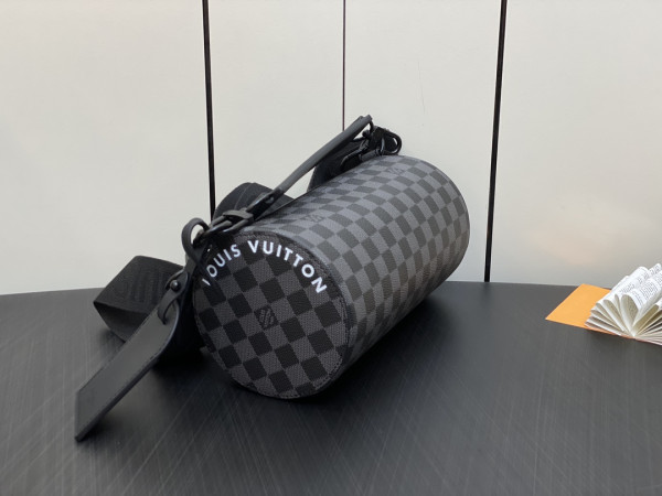 HOT SALE LOUIS VUITTON Soft Polochon PM