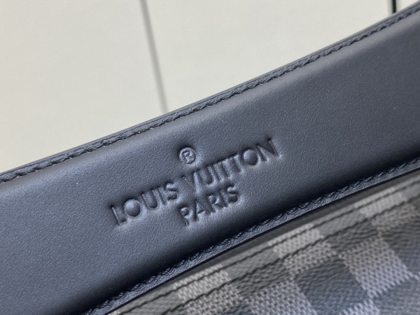 HOT SALE LOUIS VUITTON Soft Polochon PM