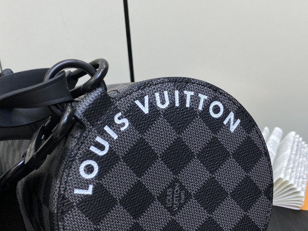 HOT SALE LOUIS VUITTON Soft Polochon PM