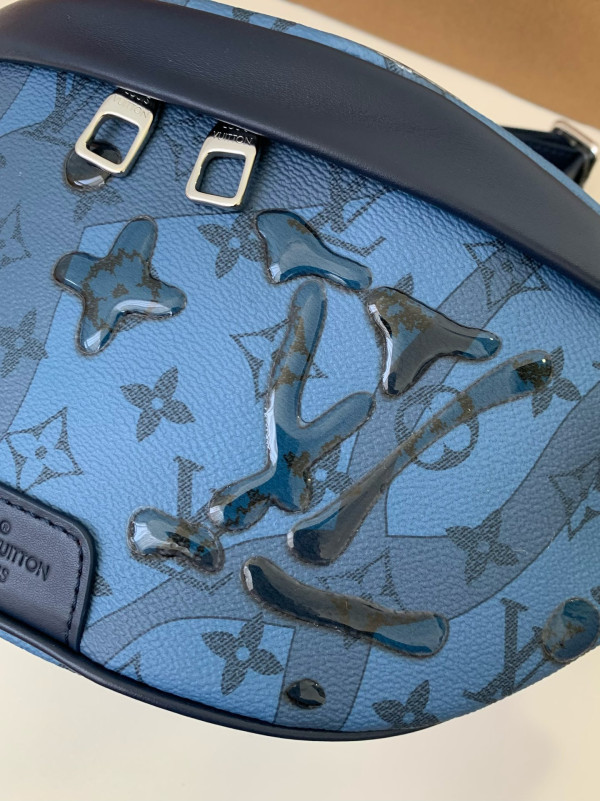 HOT SALE LOUIS VUITTON DISCOVERY BUMBAG