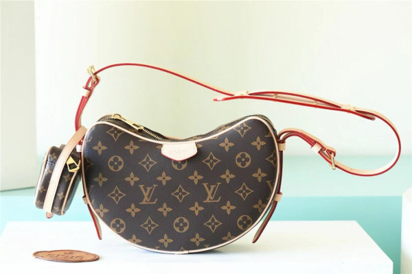 HOT SALE LOUIS VUITTON Croissant MM