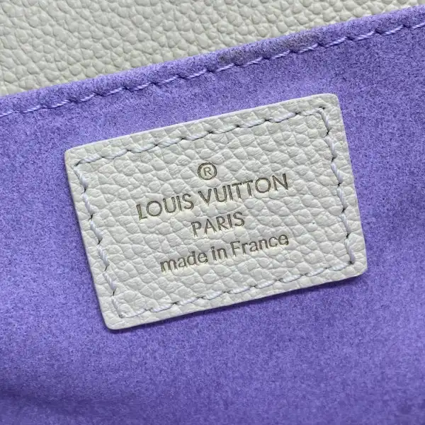 LOUIS VUITTON POCHETTE METIS EAST WEST