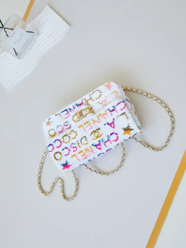 Yupoo bagsoffer CL SMALL FLAP BAG