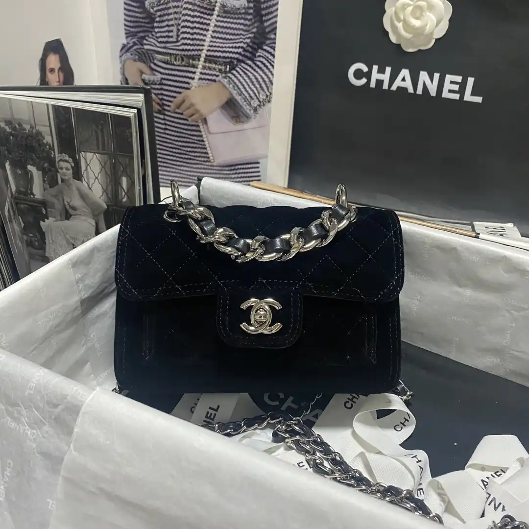 Frstbag ru CHANEL MINI FLAP BAG