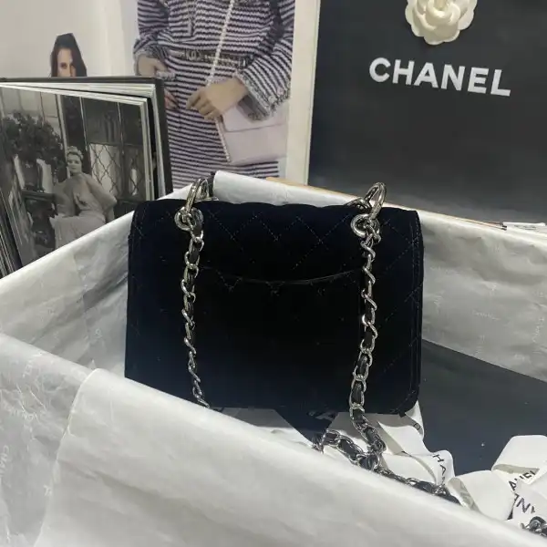 CHANEL MINI FLAP BAG