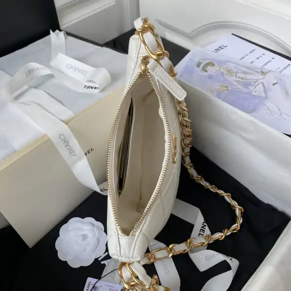 CHANEL HOBO BAG