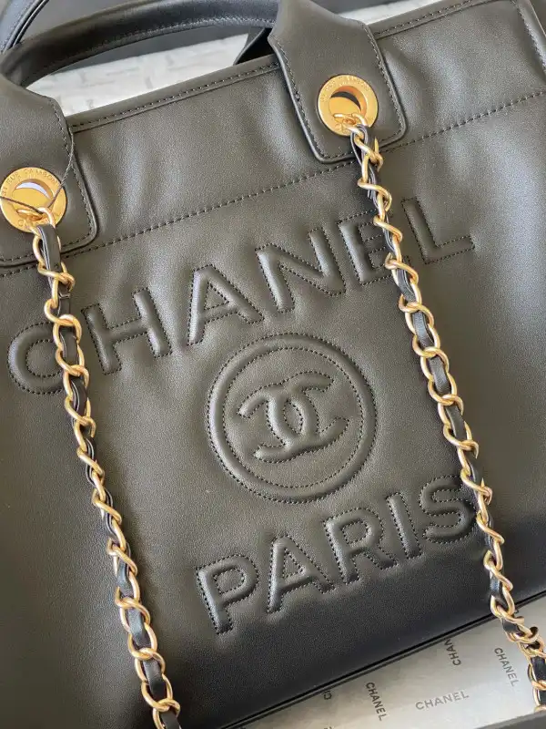 CHANEL TOTE BAG