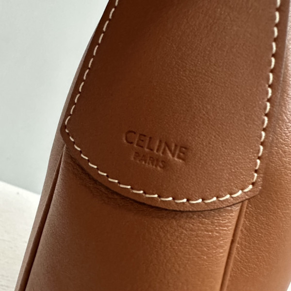 HOT SALE CELIN* HELOISE CUIR TRIOMPHE BAG IN SUPPLE CALFSKIN