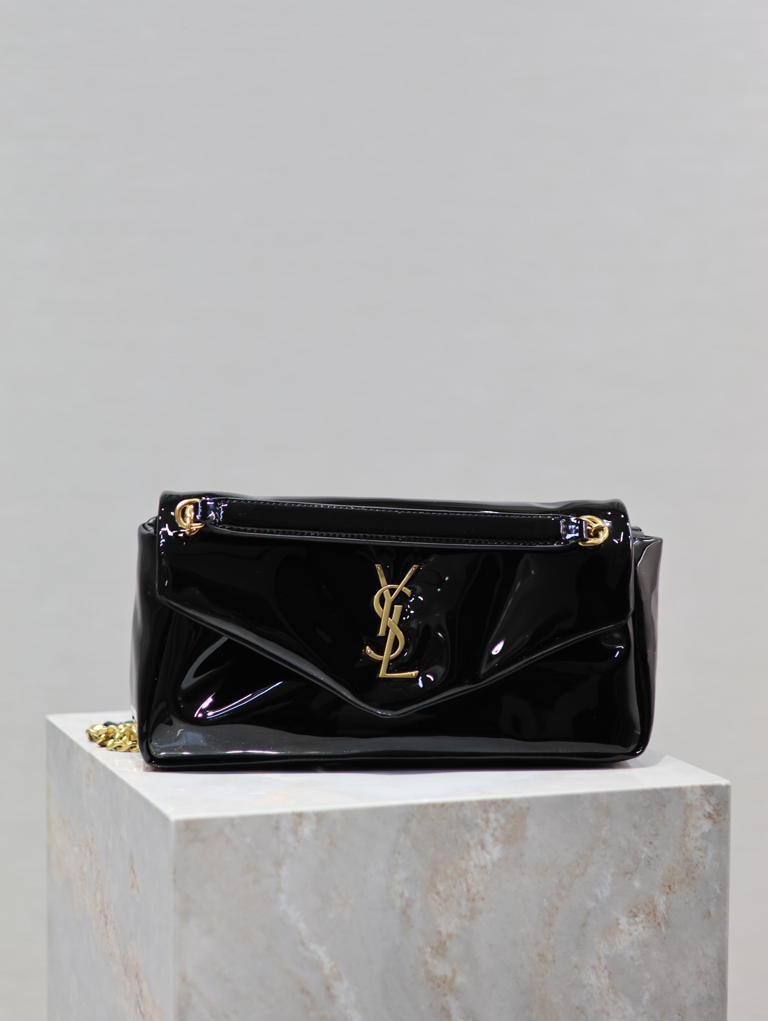 HOT SALE YSL CALYPSO IN PLUNGED LAMBSKIN