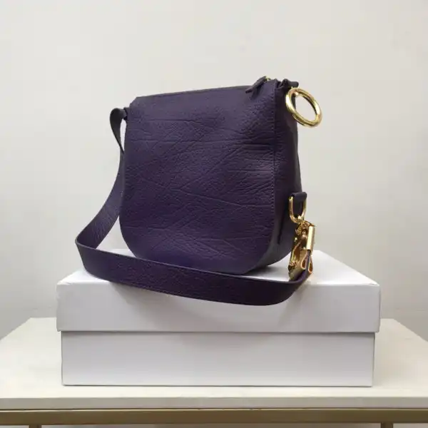 Bagsoffer BURBERRY Small Knight Bag-24*8*23cm