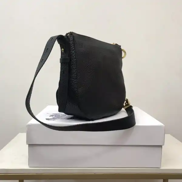 BURBERRY Small Knight Bag-24*8*23cm