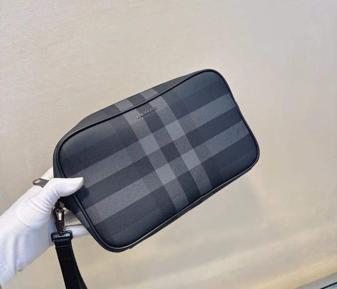 First bag ru BURBERRY Check and Leather Pouch