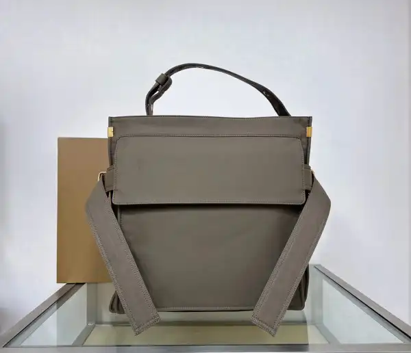 Bagsoffer yupoo BURBERRY Trench Tote