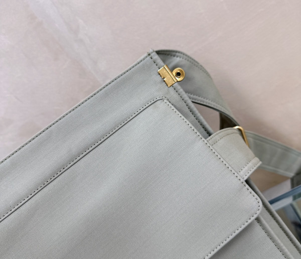 HOT SALE BURBERRY Trench Tote