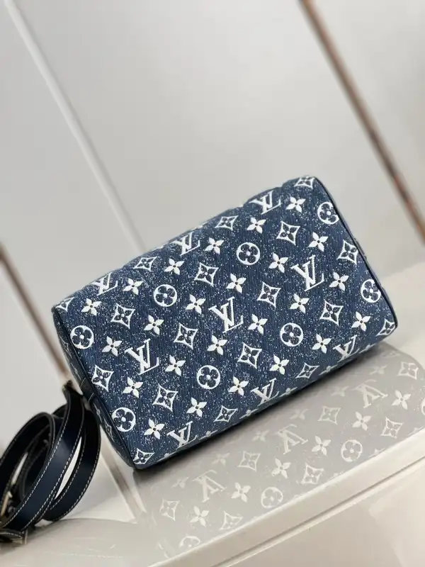 Eliminating the middleman and passing on savings to you. With massive production and tax-free benefits Louis Vuitton SPEEDY 25