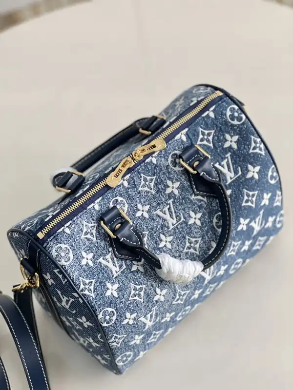 Eliminating the middleman and passing on savings to you. With massive production and tax-free benefits Louis Vuitton SPEEDY 25