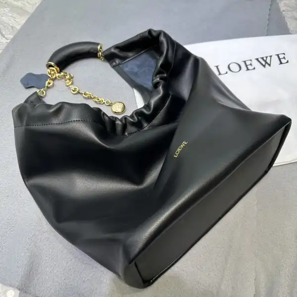 Lowee Small Squeeze bag in nappa lambskin-24*29*10.5cm