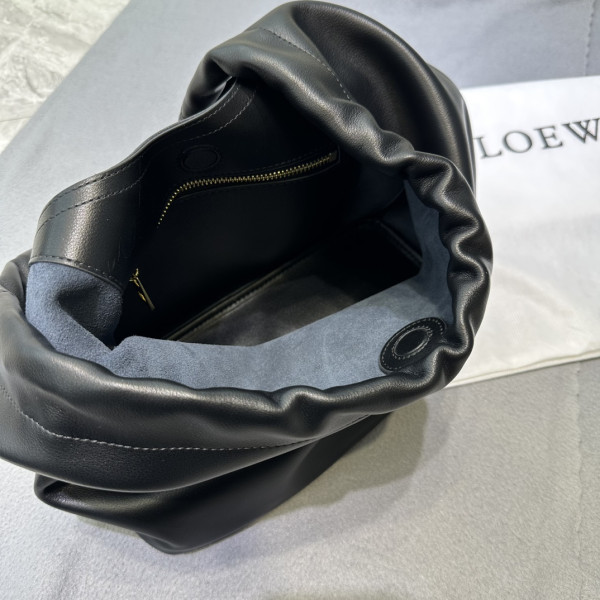 HOT SALE Lowee Small Squeeze bag in nappa lambskin-24*29*10.5cm