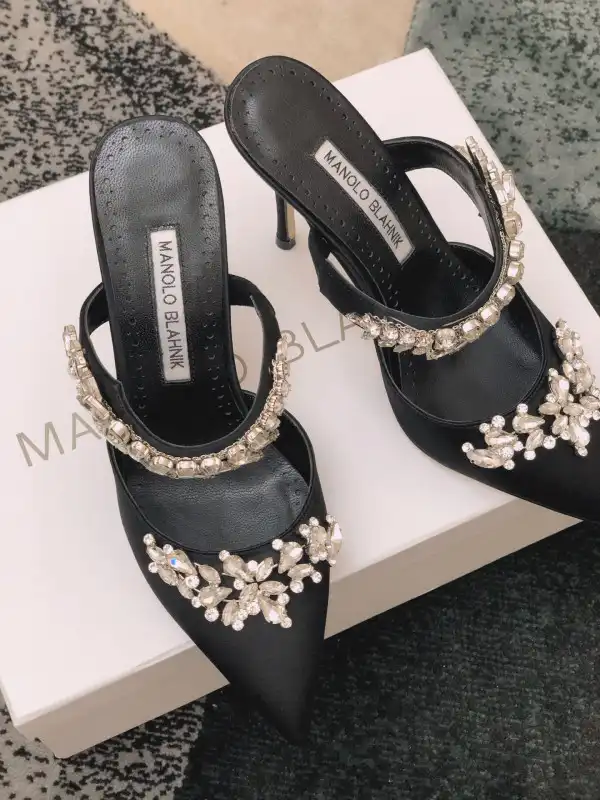 Yupoo bagsoffer MANOLO BLAHNNIK SANDALS