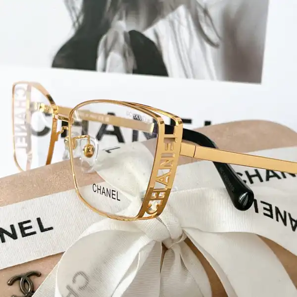 First bag ru CHANEL SUNGLASSES