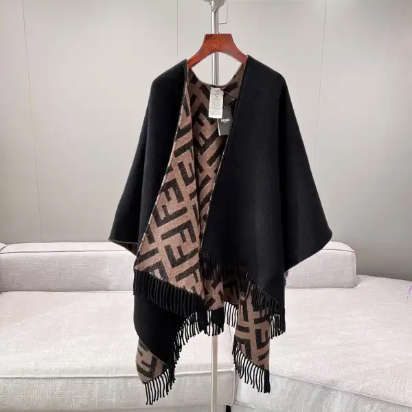 Yupoo bagsoffer Fendi Poncho