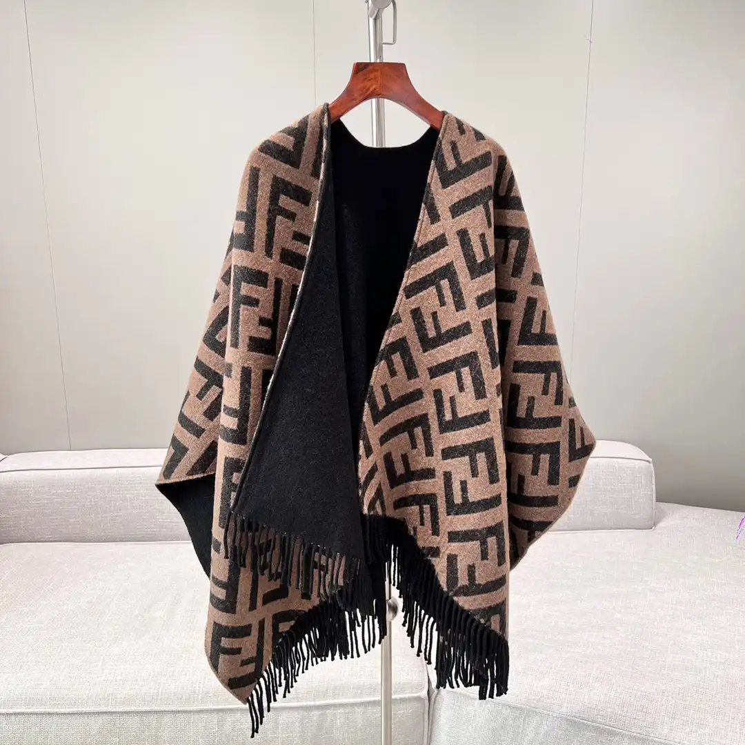 Fendi Poncho