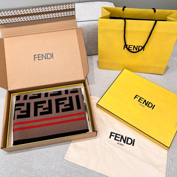 HOT SALE Fendi Poncho