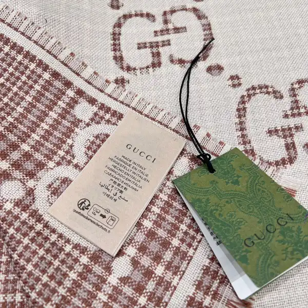 Bagsoffer GUCCI SCARF