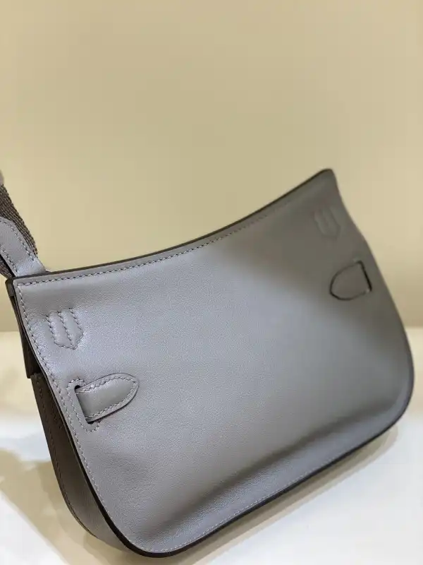 Hermes Jypsiere Mini Bag in Swift Leather Gris Meyer