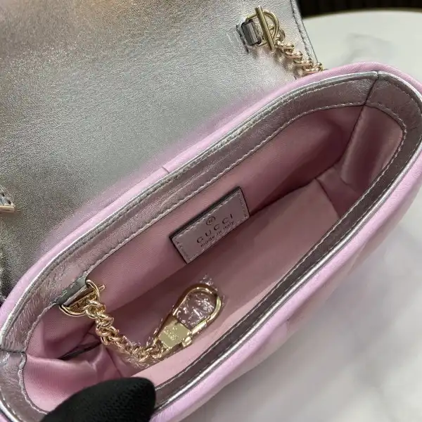 GUCCI GG Marmont super mini bag