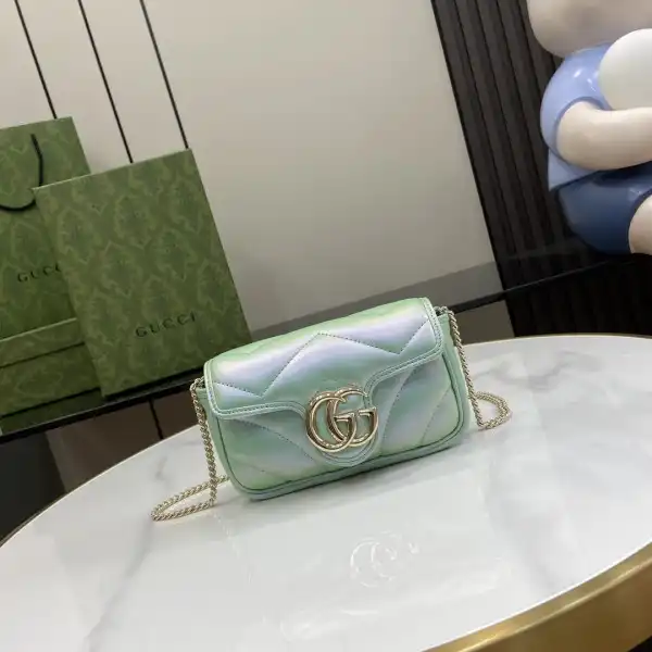 First bag ru GUCCI GG Marmont super mini bag