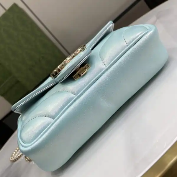 GUCCI GG Marmont super mini bag