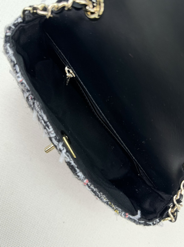 CL MINI FLAP BAG