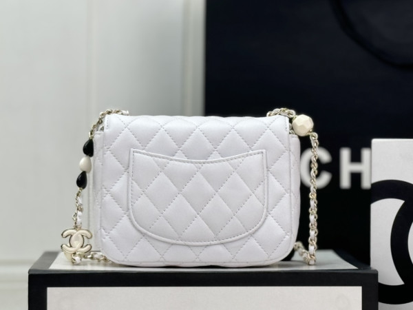 CL MINI FLAP BAG