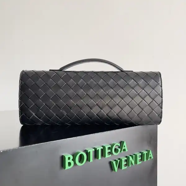 BOTTEGA VENETA Long CHANELutch Andiamo With Handle