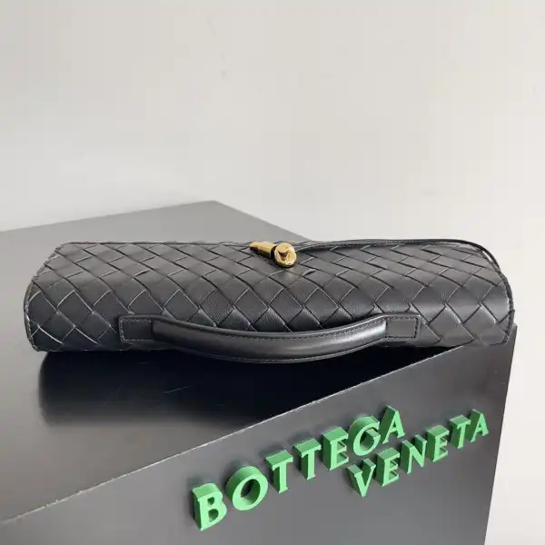 First Bag Ru BOTTEGA VENETA Long CHANELutch Andiamo With Handle