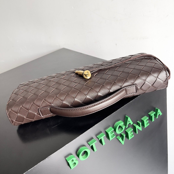 HOT SALE BOTTEGA VENETA Long Clutch Andiamo With Handle